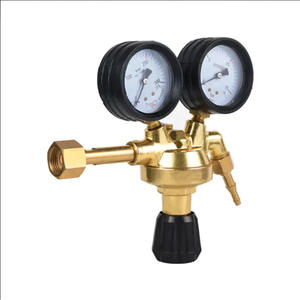 Regulador de Flujo de Latón Tipo Argón Italiano, Estructura Reductora de Presión para Uso Industrial, Apto para Helio, CO2, Acetileno, Gas Natural - Product Image 2