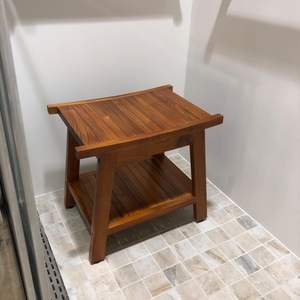 Taburete de Baño Moderno de <span class=keywords><strong>Madera</strong></span> Maciza - Taburete de Ducha de Doble Capa con Estante para Toallas y Zapatos - Product Image 2