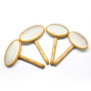 Spazzola per Toelettatura Cani Baoli ODM a Forma Ovale in Legno, Districante e Volumizzante per Pelo Lungo di Cani e Gatti - Product Image 1