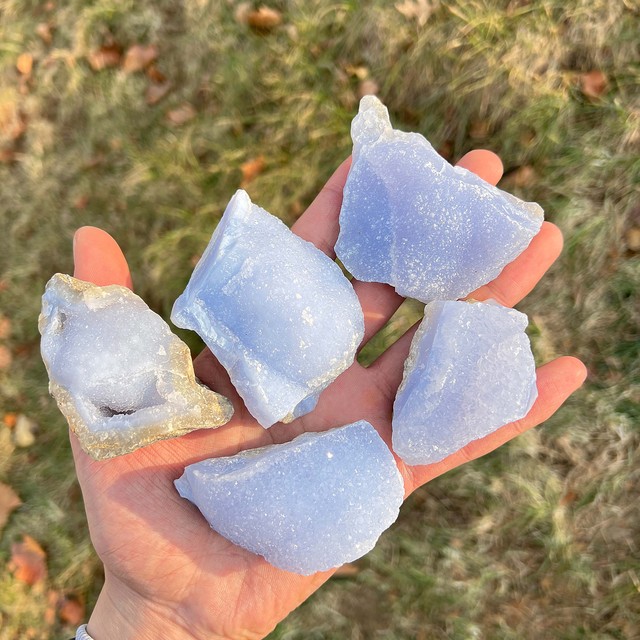 Wholesale Natural Blue Lace Agate Raw Stone Rough Blue Chalcedony Cluster Crystal Raw Stone for Home Decor