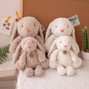 Fabrik Großhandel Wolle Kaninchen-Tierspielzeug gefüllte Tierspielzeug für Mädchen pelzige Plüsch-Puppe zum Online-Shopping
