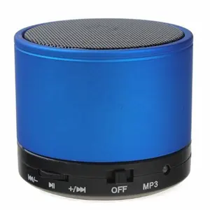 Alto-falante portátil personalizado S10 Bluetooth com rádio FM à prova d'água para uso externo