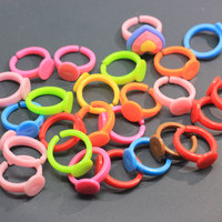 Kunststoff O Ringe Bunte verstellbare Ring für Kinder 1000 teile/los Finger Kette Zubehör Versorgung