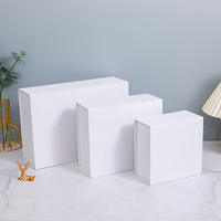 Boîte rigide magnétique avec logo personnalisé Emballage personnel Grande boîte de papier ruban de luxe blanc avec fermeture magnétique Boîte cadeau