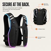 Gilet d'hydratation LED lumineux pour festivals et courses nocturnes avec poche à eau de 2L, poche arrière de 3L et modes d'éclairage USB rechargeables