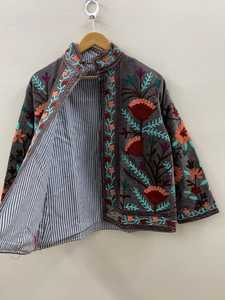 เสื้อแจ็คเก็ตบอมเบอร์กำมะหยี่ปักลายดอกไม้สไตล์ซูซานีสำหรับผู้หญิง เสื้อโค้ทฤดูหนาวแบบสบายๆ สไตล์ชาติพันธุ์ ผ้าฝ้ายระบายอากาศดี ติดกระดุม - Product Image 2