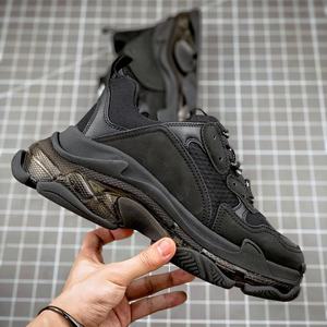 Baskets de mode avec boîte, chaussures de marche de créateur Triple S pour hommes et femmes, baskets plateforme, baskets d'extérieur à semelle transparente noires - Product Image 4