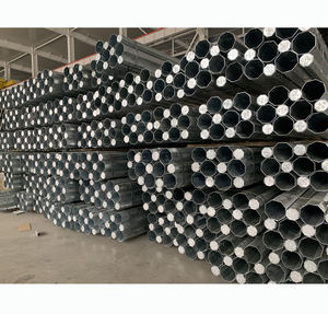 Lampadaire solaire personnalisé à haut mât Lampadaire en acier galvanisé à chaud - Product Image 1