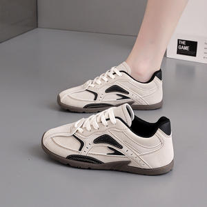 <span class=keywords><strong>Scarpe</strong></span> Casual da <span class=keywords><strong>Donna</strong></span> 2025 Autunno Nuove <span class=keywords><strong>Scarpe</strong></span> Tedesche da Allenamento Leggere Snellenti Versatili <span class=keywords><strong>Scarpe</strong></span> Bianche da Studente Tomaia in PU con Lacci KC-NB75 - Product Image 3