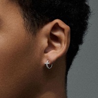 Boucles d'oreilles croix entièrement serties de diamants européennes et américaines, design punk de niche, luxe léger, haut de gamme et polyvalentes