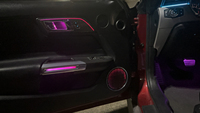 Kit d'éclairage d'ambiance dynamique étoilé pour Ford Mustang Coupé S550 15-22, comprenant un anneau lumineux pour la grille d'aération intérieure et une bande lumineuse pour le tableau de bord