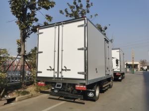 Top Quality Freezer <strong>Trucks</strong> Body FRP Panels <strong>Cargo</strong> <strong>Truck</strong> Box Refrigerator <strong>Trucks</strong> Body With Side Door - Product Image 3