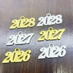 Dijes Personalizados SSeesy para el Año Nuevo 2026, Bonitos Dijes de Borla con Forma de Birrete de Graduación, Dije de Letra de Aleación para Hacer Joyas, Collar, Regalo - Product Image 3