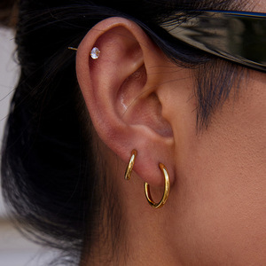 Pendientes de Aro de Acero Inoxidable con Baño de Oro de 18K, Diseño Geométrico Grande, Pendientes de Moda - Product Image 1