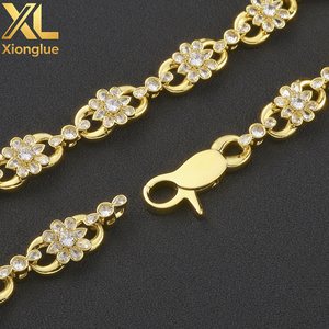 Collar de Cadena Cubana de Lujo con 8 Flores, Chapado en Plata, Joyería de Moda, Regalo para Mujer - Product Image 6