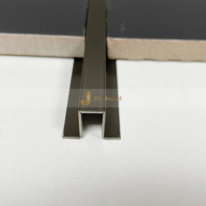 Perfil Decorativo de Acero Inoxidable Moderno y Personalizado EX1020 para Proyectos de Decoración de Interiores Arquitectónicos de Apartamentos, Duradero - Product Image 3