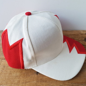Casquette Snapback 6 Panneaux Bicolore Blanc et Rouge Unisexe Style Urbain Chapeau Décontracté Adulte Vente en Gros Usine Vietnamienne - Product Image 4