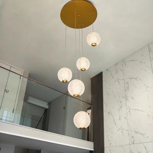 Sunsir SKD LED metal acrílico candelabros leche blanco bola lámparas modernas simplistas lámparas colgantes - Product Image 1