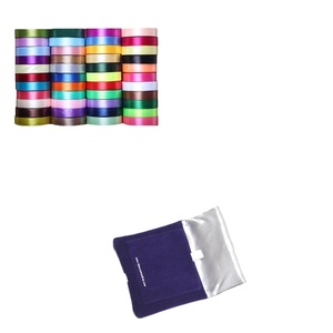 กระเป๋าใส่เครื่องประดับกำมะหยี่สีม่วงเข้มสุดหรู พร้อมแผ่นรองต่างหู - Product Image 6
