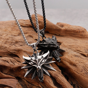Collar con Colgante de Cabeza de Lobo de The Witcher 3, Estilo Punk de Acero de Titanio con Forma de Animal, para Hombre, Comercio Exterior, AliExpress - Product Image 1