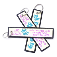 Porte-clés tissé personnalisé en gros, étiquette en tissu, porte-clés avec logo et texte personnalisés, idéal pour souvenir ou cadeau promotionnel