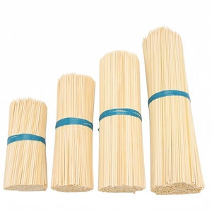 Spiedini di Bambù Ecologici Monouso di Alta Qualità per Barbecue, Campeggio e Feste - 100% Sicuri per il Contatto con Alimenti - Product Image 1