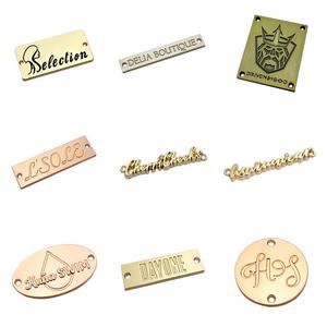 Bán Buôn Custom Made Debossed Hàng May Mặc Kim Loại Nhãn Logo Cho Quần Áo - Product Image 3