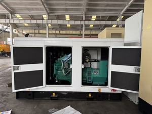 Générateur portable silencieux Cummins à bas prix, 100 kW, 125 kVA, 100 kVA, type silencieux, pour extérieur, démarrage automatique, triphasé 380 V, 400 V - Product Image 1