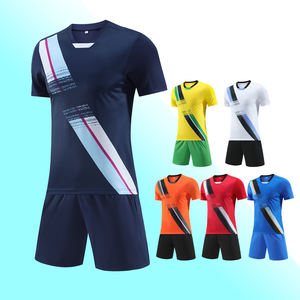 Venta al por mayor uniforme de fútbol personalizado para los hombres transpirable fútbol Jersey conjunto con nombre del equipo de impresión - Product Image 4