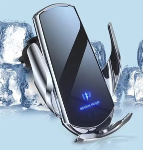 Support de serrage automatique intelligent 15W pour téléphones mobiles <span class=keywords><strong>Chargeur</strong></span> sans fil de voiture pour Samsung BYD 5W 10W Options de sortie - Product Image 3
