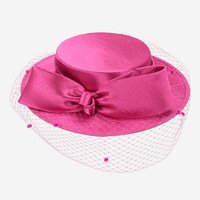 Sombreros de moda al por mayor para mujer: Sombrero cloche retro blanco floral para mujer, fascinador con lazo grande y velo de malla