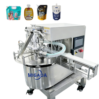 Machine automatique de remplissage et de bouchage de sachets pour eau, sauce tomate et détergent lessive