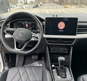 <span class=keywords><strong>Volkswagen</strong></span> <span class=keywords><strong>Tiguan</strong></span> L 1.5T Automatica Usata 2023 con Sedili in Pelle, Tetto Panoramico, Fari a LED, Guida Spaziosa e Confortevole - Product Image 5