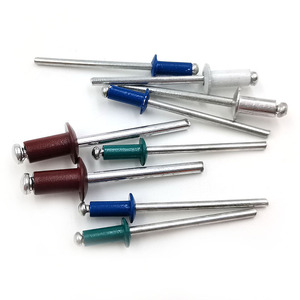 Remache Ciego de Alta Calidad, Suministro Directo de Fábrica, Acero Inoxidable y Aluminio con Cabeza Redonda Pintada en Color - Product Image 1