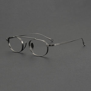 KMN9504 Monture de lunettes carrée en titane pur de style japonais vintage Anti-lumière bleue Design unique de tortue Lunettes de myopie en <span class=keywords><strong>diamant</strong></span> - Product Image 3
