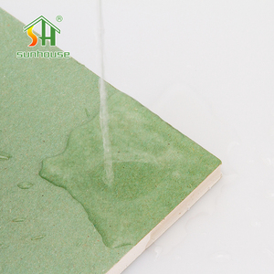 Panneau de gypse résistant à l'eau de 12mm <span class=keywords><strong>pour</strong></span> cloison sèche de <span class=keywords><strong>plafond</strong></span> panneau de plâtre de feuille de papier de surface commune <span class=keywords><strong>pour</strong></span> le salon <span class=keywords><strong>chambre</strong></span> à <span class=keywords><strong>coucher</strong></span> - Product Image 2