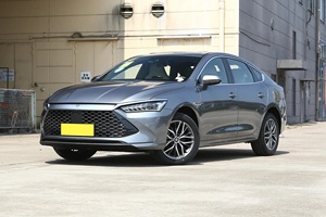 Popular BYD Qin PLUS DM-i 2026 Nuevo SUV Híbrido Listo para Exportación Vehículo Familiar de Bajo Consumo - Product Image 1