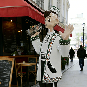 Petite sculpture de chef, peut être livrée avec une base, en résine, adaptée aux centres commerciaux, aux restaurants et à diverses autres occasions - Product Image 2