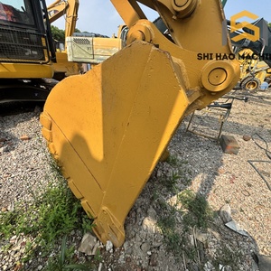 Excavatrice hydraulique sur chenilles Caterpillar CAT320D2 d'occasion, 20 tonnes, 90 % neuve, haute qualité, pour projets municipaux - Product Image 4