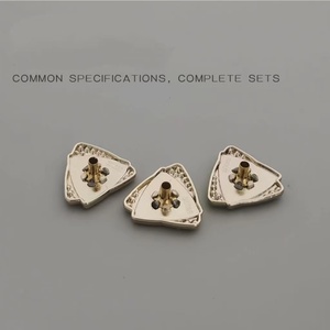 Biểu Tượng Tùy Chỉnh Vòng Hình Dạng Cổ Điển 4 Phần Kẽm Hợp Kim Pha Lê Thạch Nút Bấm Kim Loại Tùy Chỉnh Snap Nút Cho Quần Áo - Product Image 6