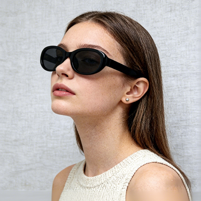 2025 European American Retro Advanced Sunglasses for Women Small Oval Frame Light Weight Internet Celebrity Inspiration