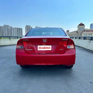 Voiture d'occasion Honda Civic 2006-2011, berline compacte, <span class=keywords><strong>essence</strong></span> 1.8l 140ch, traction avant, 4 portes, 5 places, <span class=keywords><strong>prix</strong></span> bas - Product Image 6