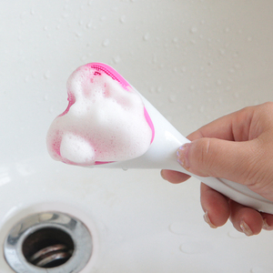 Heart Shaped Silicone Facial Cleansing Brush Waterproof Handheld Exfoliating <b>Massage</b> <b>Tool</b> - Product Image 4
