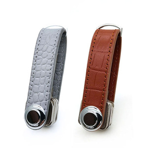 <span class=keywords><strong>Porte</strong></span>-clés personnalisé 2026 en alliage de zinc et cuir véritable, pendentif d'affaires minimaliste, ensemble de <span class=keywords><strong>porte</strong></span>-clés intelligent <span class=keywords><strong>pour</strong></span> voiture, cadeau <span class=keywords><strong>pour</strong></span> homme, fête <span class=keywords><strong>des</strong></span> Pères - Product Image 3