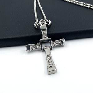 MD joyería de moda Fast <span class=keywords><strong>and</strong></span> <span class=keywords><strong>Furious</strong></span> Cross fans de la película hombres banda taladro collar de cristal colgante de acero inoxidable - Product Image 2