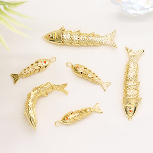 Penjualan laris liontin ikan mas berlapis emas ornamen ikan ayun dapat disetel dengan liontin ikan artikulasi Aksesori pembuatan perhiasan - Product Image 3