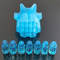 Populaire, tendance bleue : Porte-cylindre de revolver rotatif pour dés polyédriques DND en résine, dés en forme de balle pour jeux de rôle