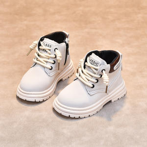 2024 Winter New Kinder Warme Stiefel Knöchel höhe Schul stil Jungen Mädchen Dicke Lederstiefel Rutsch feste Stiefel - Product Image 4