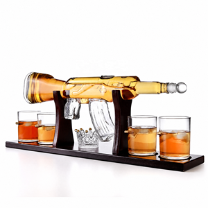 Set de Regalo de Decantador de Whisky con Forma de Rifle AK47, 4 Vasos en Forma de Bala y Soporte de Madera para Bar en Casa, Ideal para Hombres Militares, Venta al Por Mayor - Product Image 2
