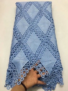 AL4285E de algodón <span class=keywords><strong>bordado</strong></span> de encaje africana de tela de encaje <span class=keywords><strong>con</strong></span> <span class=keywords><strong>piedras</strong></span> blanco venta al por mayor Camiseta de encaje - Product Image 3